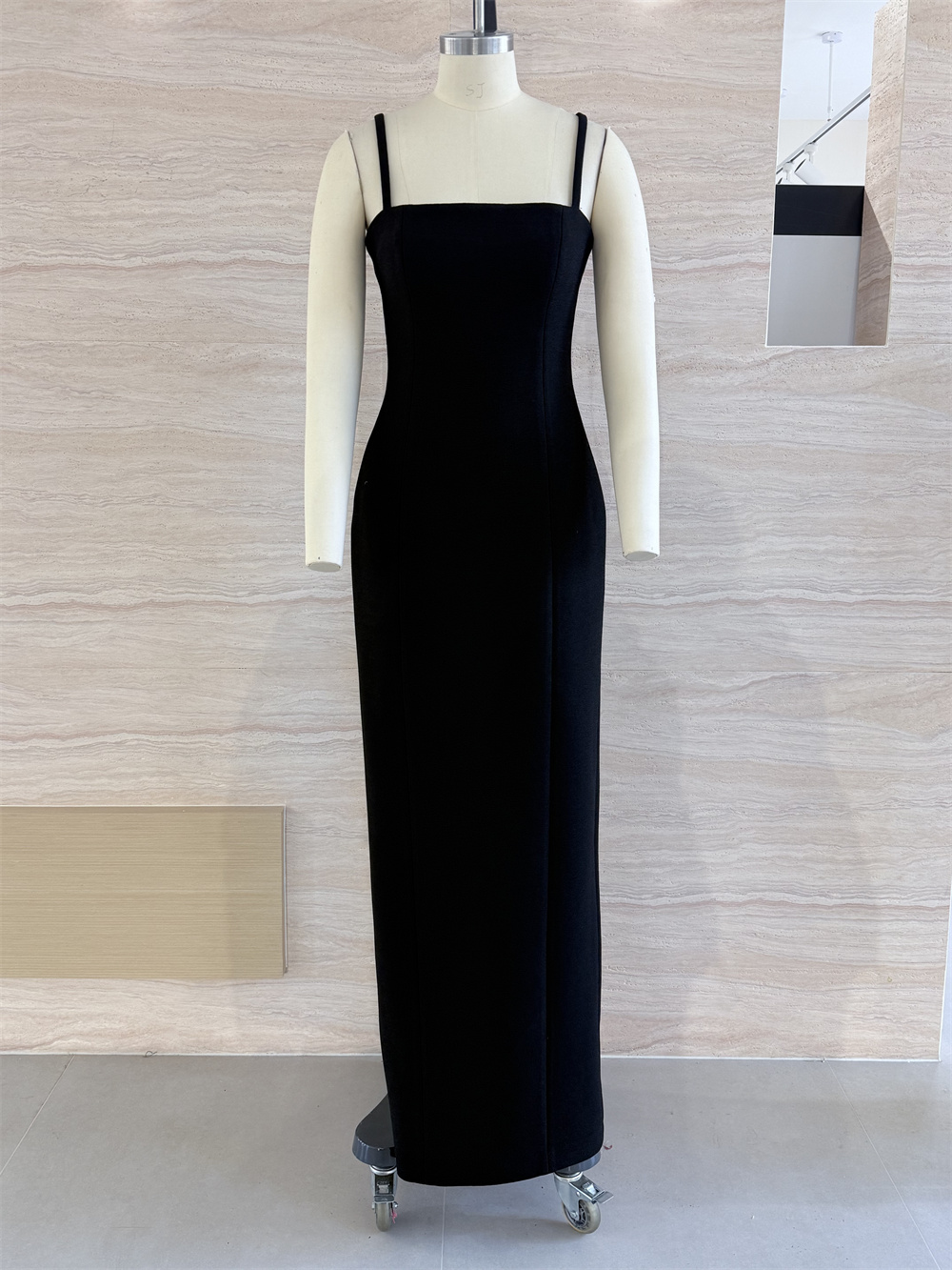 RH-DRESS 02 FACE.jpg