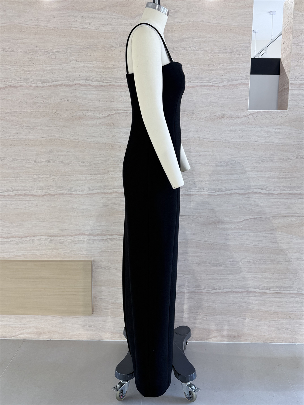 RH-DRESS 02 SIDE.jpg