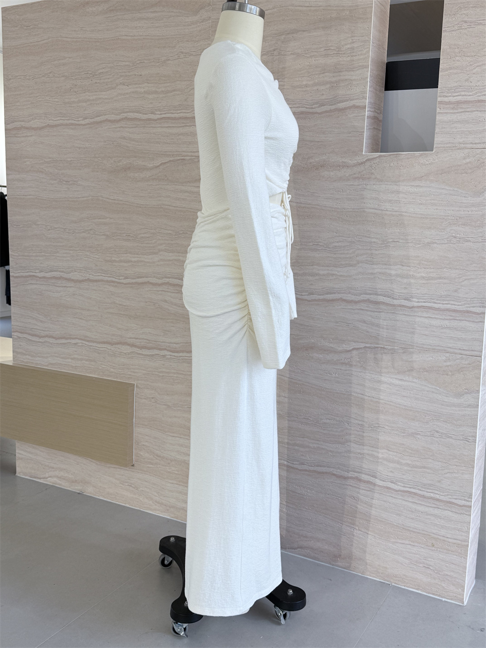 RH-DRESS 03 SIDE.jpg