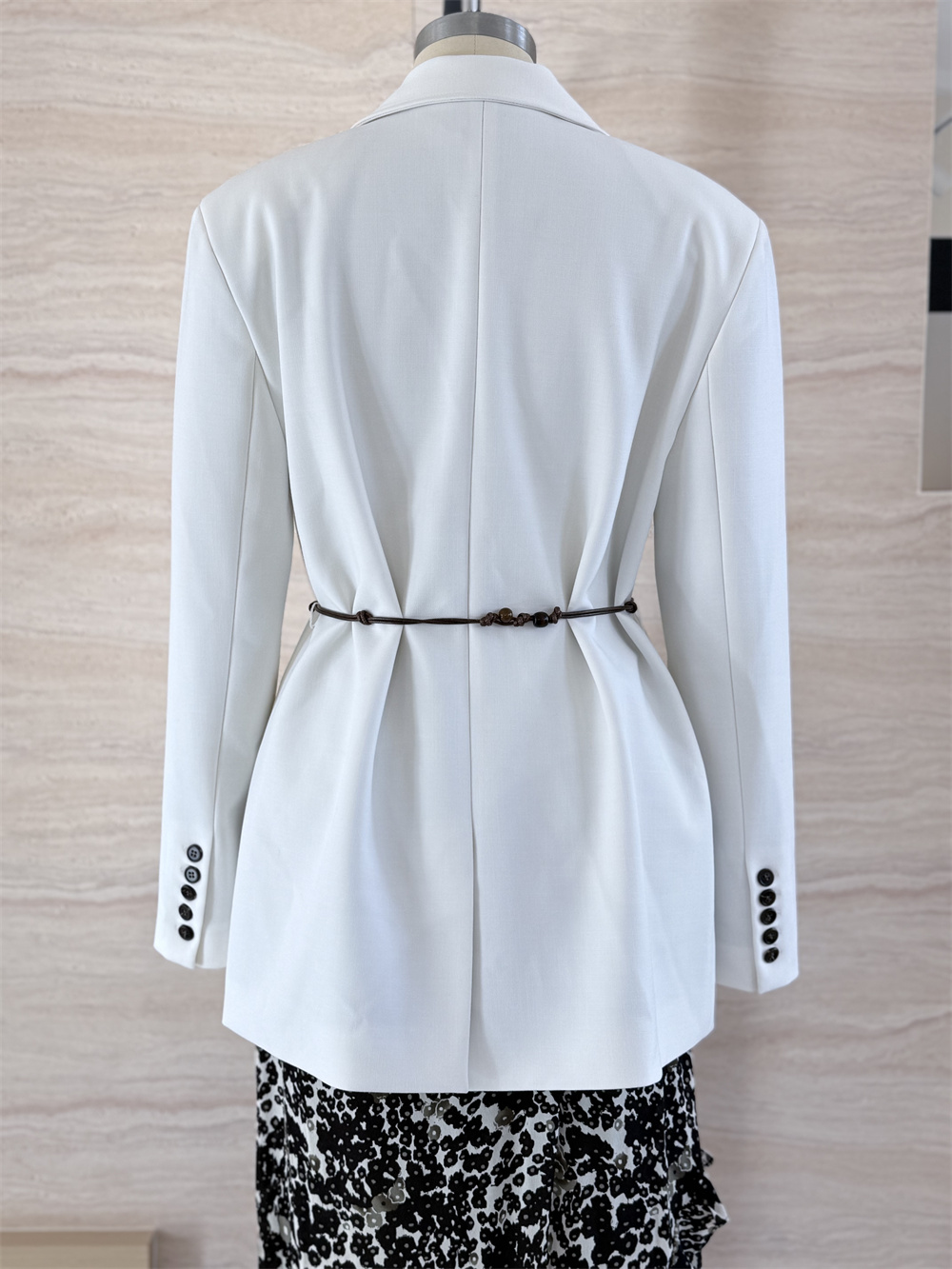 RH-BLAZER 02 Back.jpg