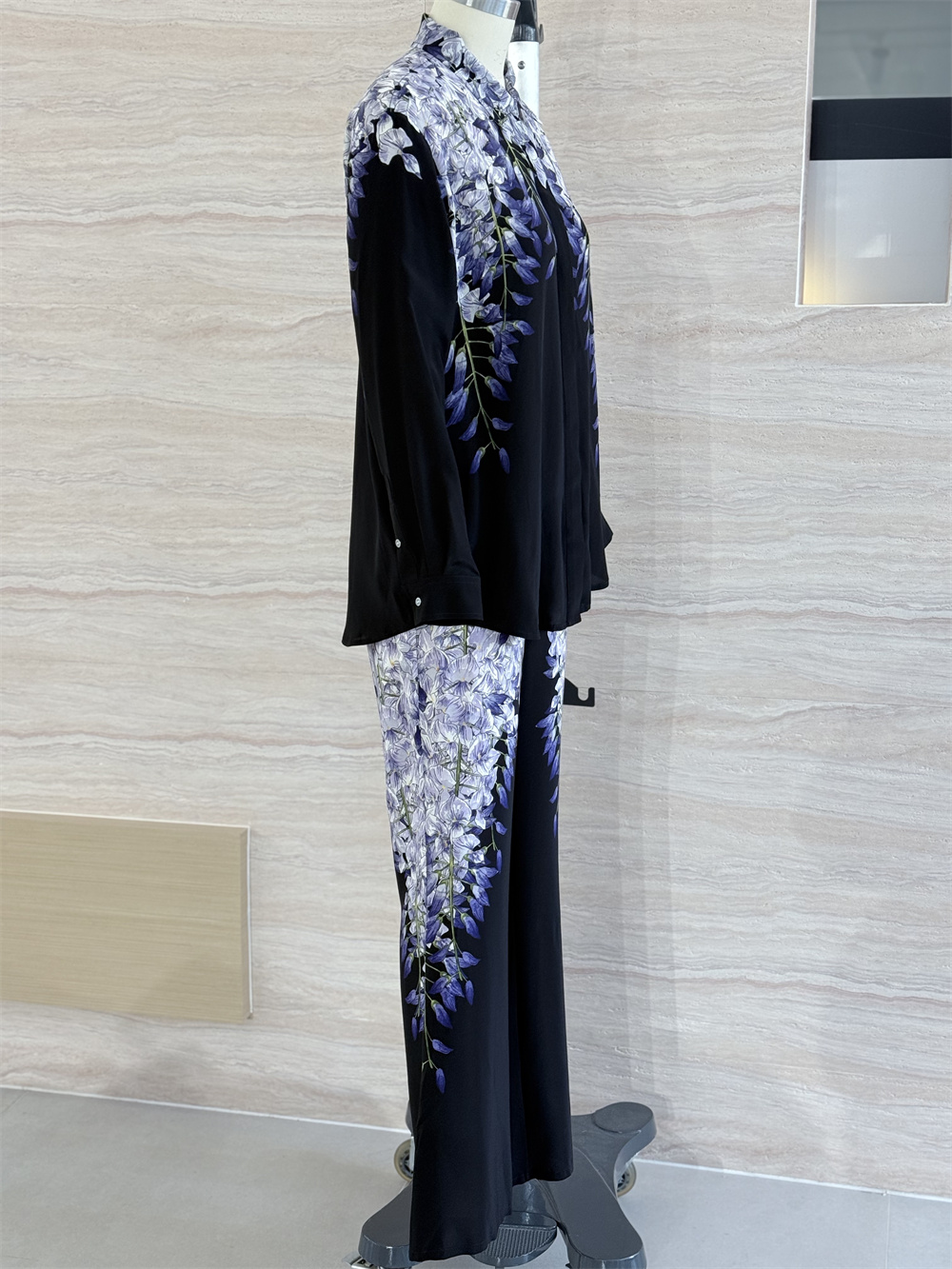 RH-BLOUSE 02 SIDE.jpg