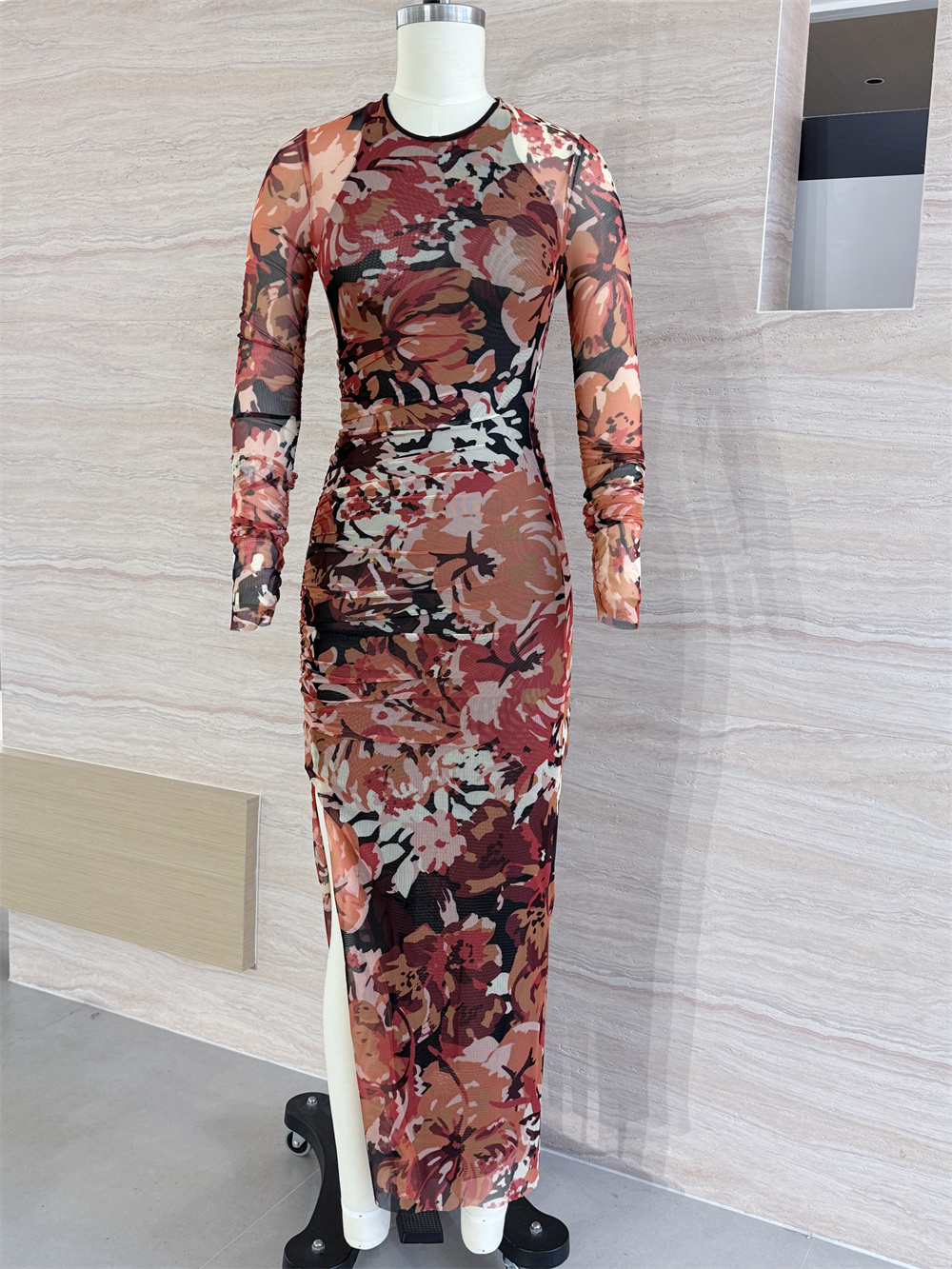 RH-DRESS 04 FACE.jpg