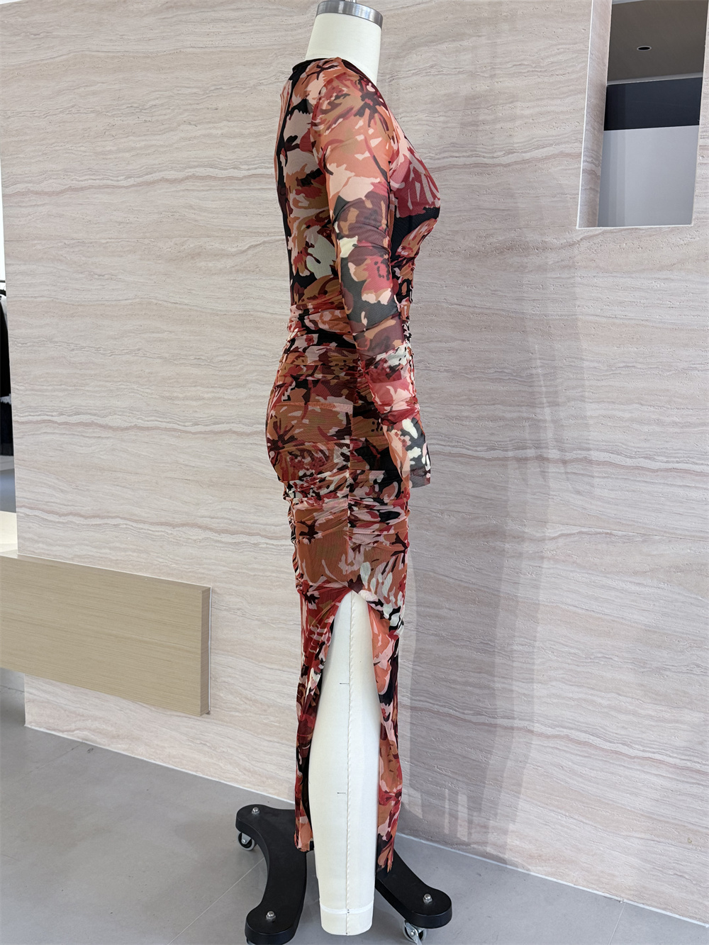 RH-DRESS 04 SIDE.jpg