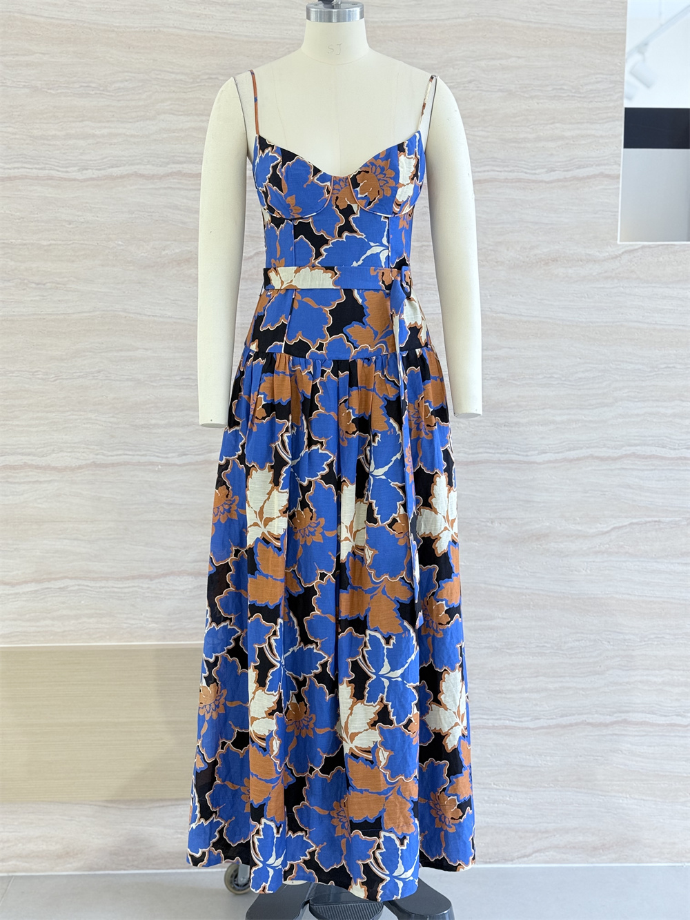 RH-DRESS 14 FRONT.jpg