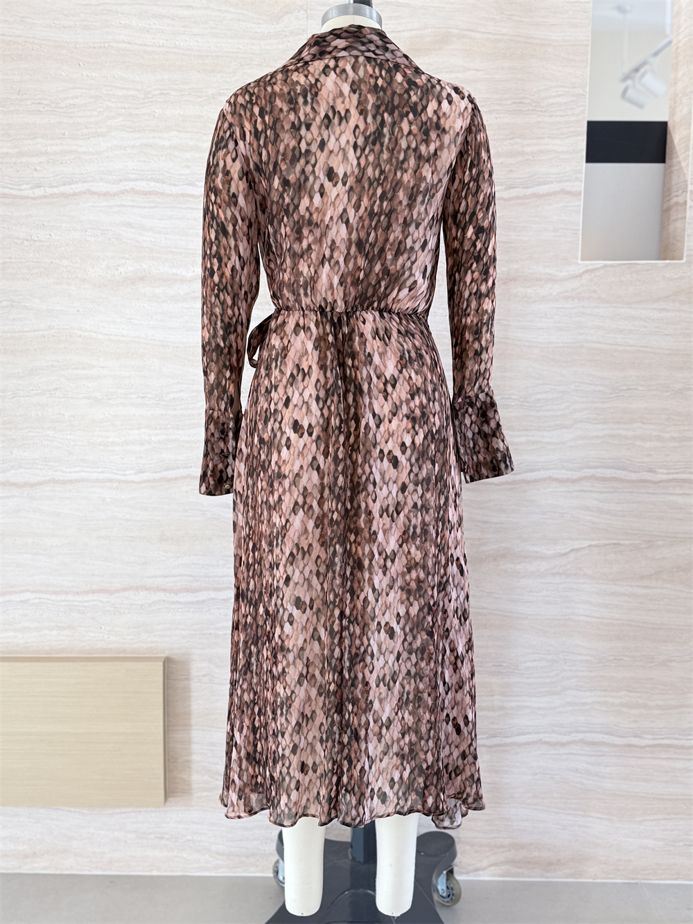 RH-DRESS 19 BACK.jpg